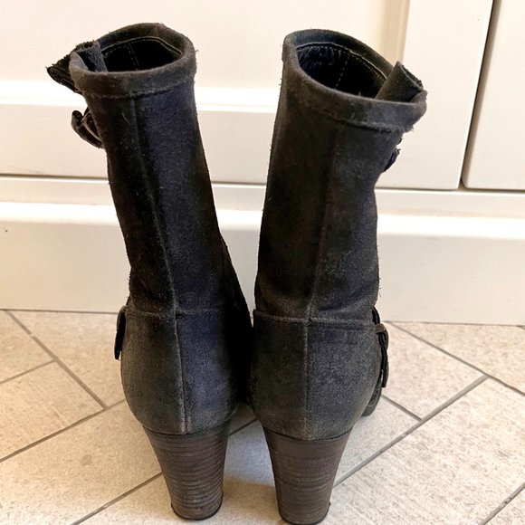 BARNEYS NEW YORK Grey Suede Ankle Boots - Picture 6 of 9